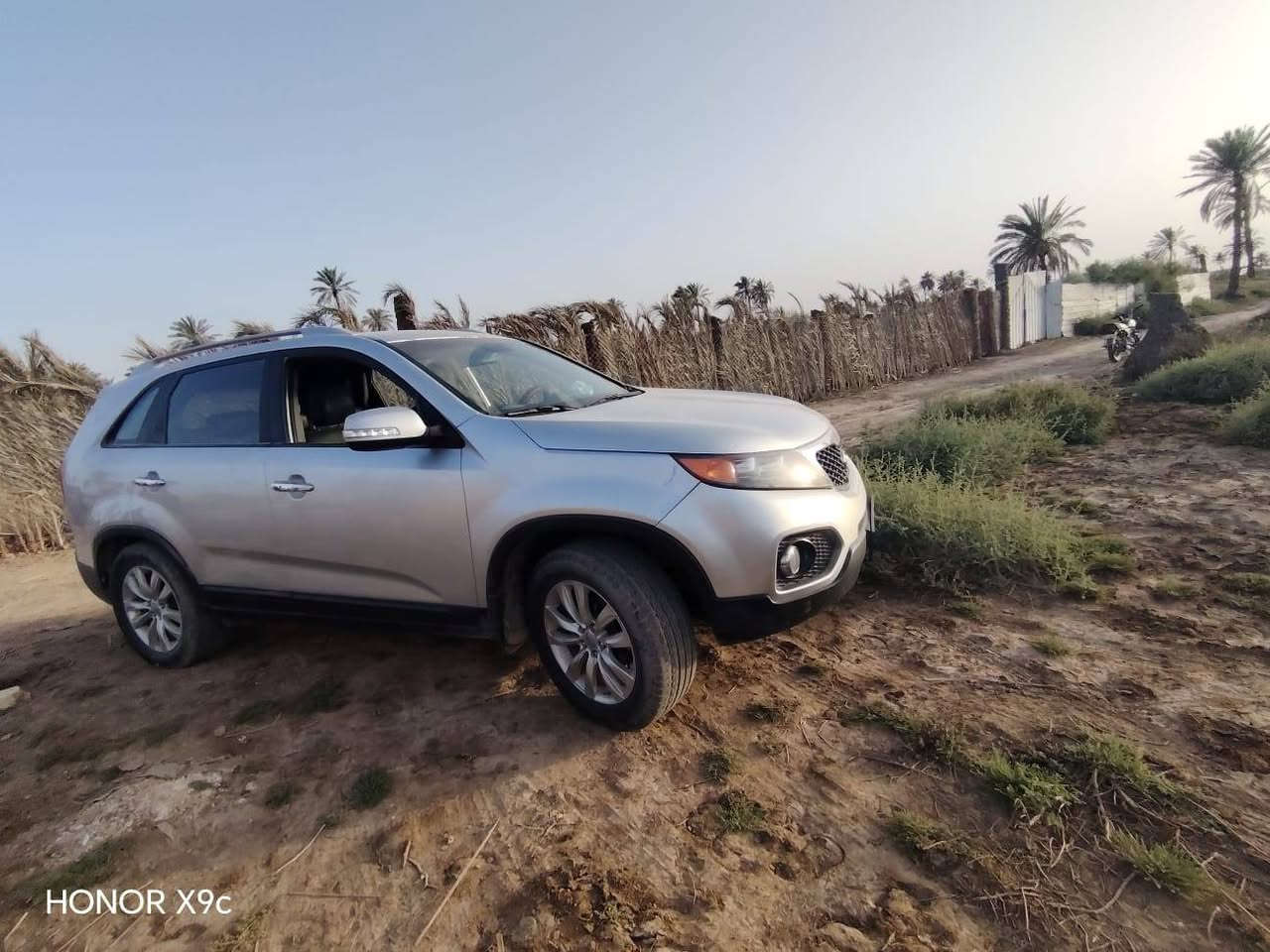 كيا سيرنتو كاز 2013 متوم رقم شمالي بيه سنويه 2030 مكصوص جنطه بحاله جيده رقم 📱 *********** بصره قرنه   السعر 60 وبيه مجال للشراي

