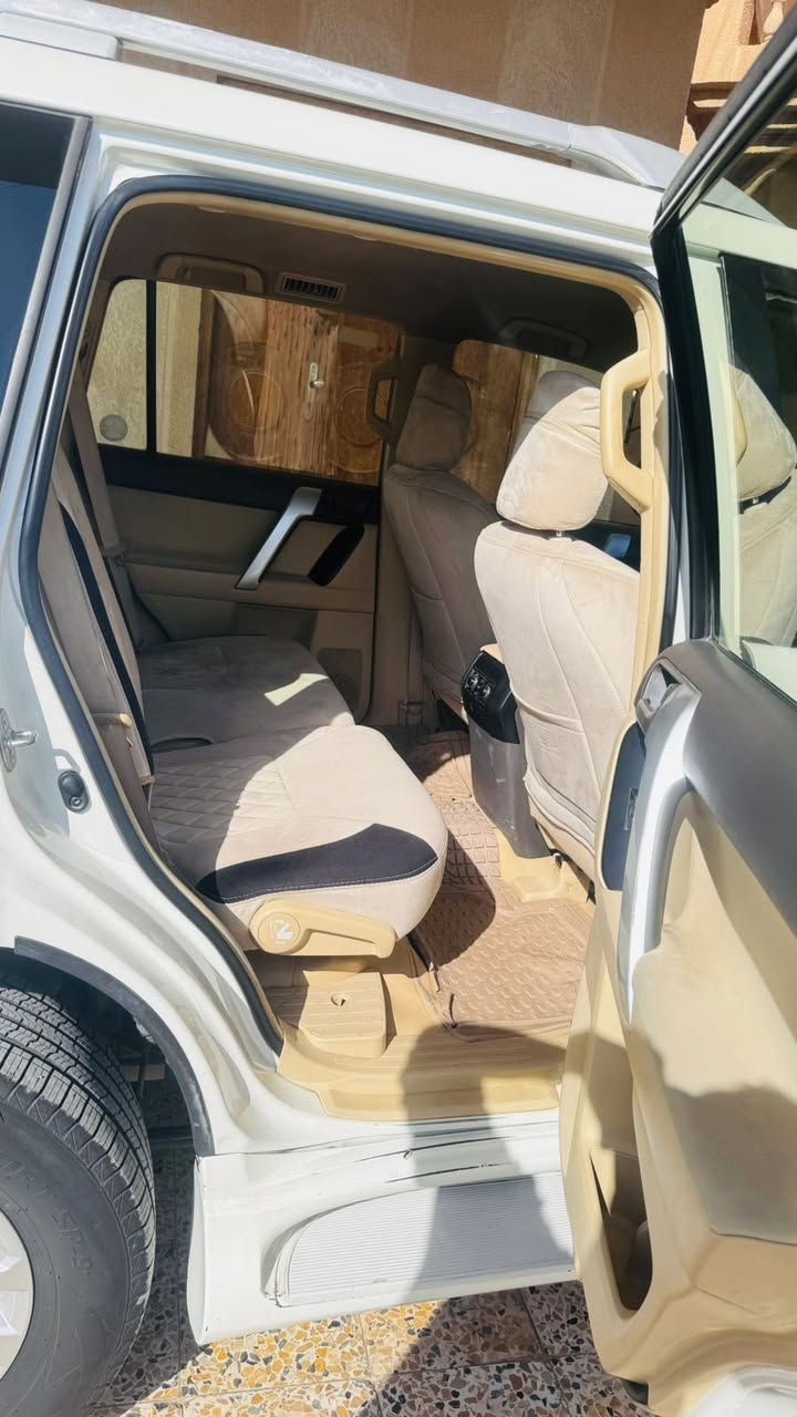 برادو 2017 للبيع
6 سلندر
رقم اربيل 
ماشية 213 الف
فئة EX.R
7 راكب 
3 قطع تبريد 
محرك ما مفتوح 
صبغ بباب الجنطة محدد (اقل الشبر)
الجاملغ الامامي جهة السائق  مبدل بدون تصليح

السعر ٣دفاتر ٣٥ ورقه وبيهه مجال 
للأستفسار 
***********
