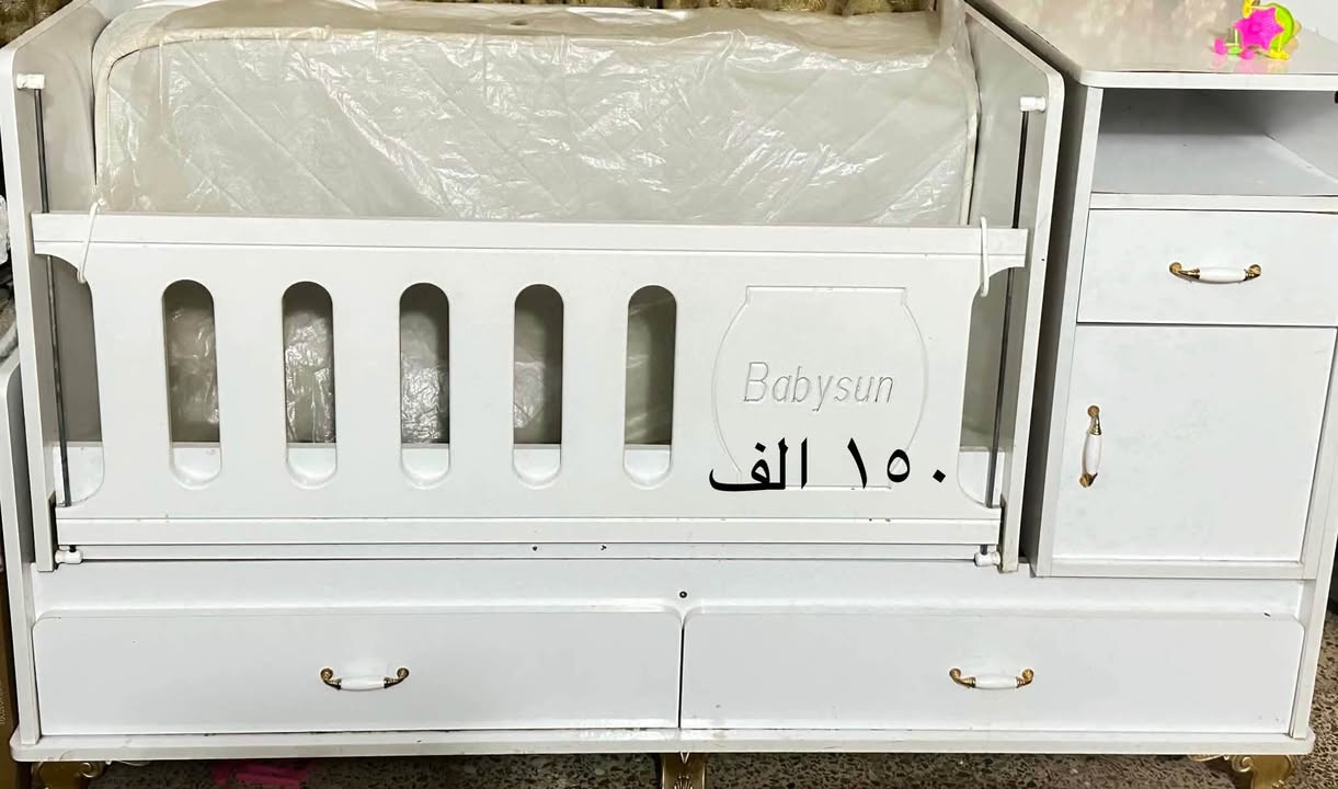 غراض للبيع  نظيفات جدا
غرافه نوم للبيع تركيه استعمال اقل السنه ونظيفه جدا 
ب 600 وبيها مجال
***********
