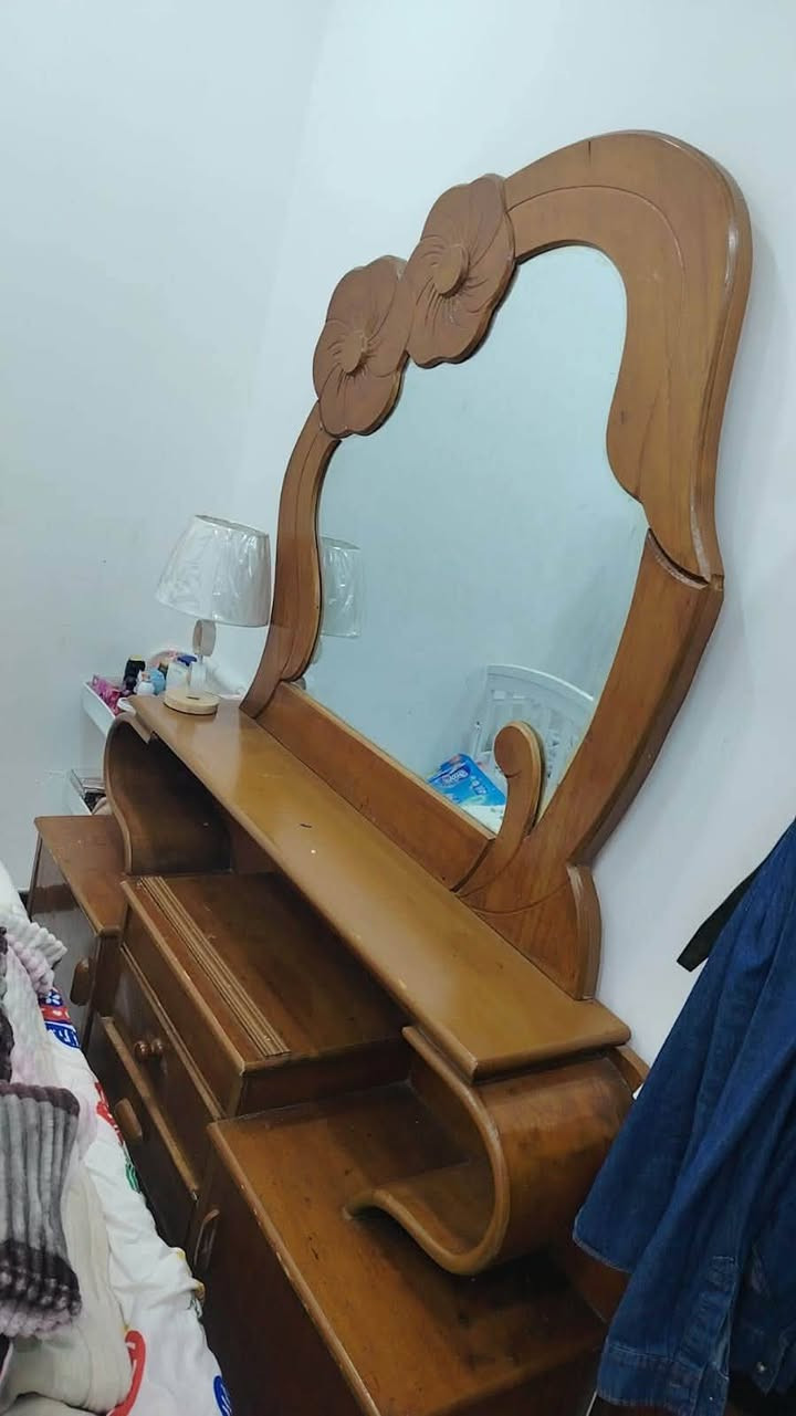 غرفه نوم صاج كنتور ٦ ابواب
غرفه قويه
بدون الدوشك
السعر200 وبيه مجال الف
مكاني صالحيه بغداد فرع النجارين


**إذا كنت صاحب هذا الإعلان وتريد حذفه لأي سبب، رجاءا أرسل رسالة إلى الدعم الفني**