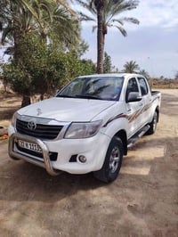 هايلوكس • ٢٠١٤ • واسط الدبوني