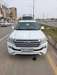 لاندكروز GXR • V8 • ٢٠١٧