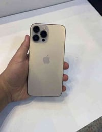 آيفون 13 برو ماكس للبيع ذاكرة 128 بطايرتة 84 سعر 550 وبي مجال حك الجية...