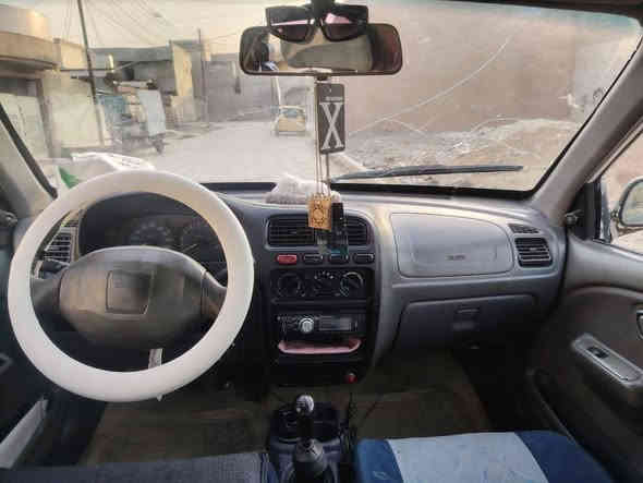 السلام وعليكم اخوان سياره سازوكي موديل 2007 شرط التحويل رقم احمر نينوى محرك 16 ياباني شرط لاصرف ولا نفخ كير شرط كهربائيات كله شغاله طخم تواير جديد خط ابيض قبل سبوعين شديتهم طخم امامي وخلفي كلو جديد عليه هيئه 800 غرامات صفر بيه ضرر جاملق موضوح بل صوره واسفل صندوگ موضوح بل صوره ملاحضه ( السياره ياباني مو صيني) للبيع السعر 12 وبيه مجال للاتصال ***********
