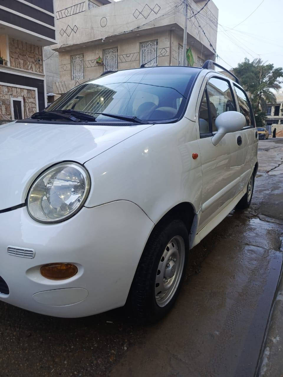 سلام عليكم شيري كيو كيو موديل 2010 رقم بغداد انكليزي سنوية.26.كير محرك خير من الله بدون حادث فقط الجاملغ الأيمن الامامي بي صبغ والباقي كفالة عامة ماشية.84.سيارة علة وضع شركة رايدو شركة.السعر.(41).وبيها مجال بصيط مكاني بغداد الحرية رقمي بي واتساب ***********‬‏.
