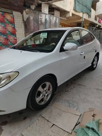سلام وعليكم للبيع نقد فقط السعر 90 وبيها مجال  سياره افانتي 2009  ضرر ...