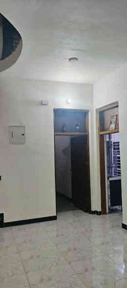 يالله توكلنا ع الله يوجد بيت للبيع حواس شارع التجار يبعد عن الشارع العام ١٠٠م الطابق الارضي يتكون من 
استقبال كلدور مطبخ صاله غرفتين نوم حمام + تواليت داخلي ترك + منور + كراج وحديقه 
الطابق الاول كامل شغل درجة اولى 
الطابق الثاني يتكون من غرفتين نوم وصاله وحمام وتواليت وسطح چبير يحتاج فقط لبخ وارضيه مأسس كهرباء وماء 
بناء كله طابوگ بناء حديث سنة 24
المساحة 250 متر 
وجه 10 ونزال 25
الاستفسار اكثر الاتصال بناء
***********
***********
