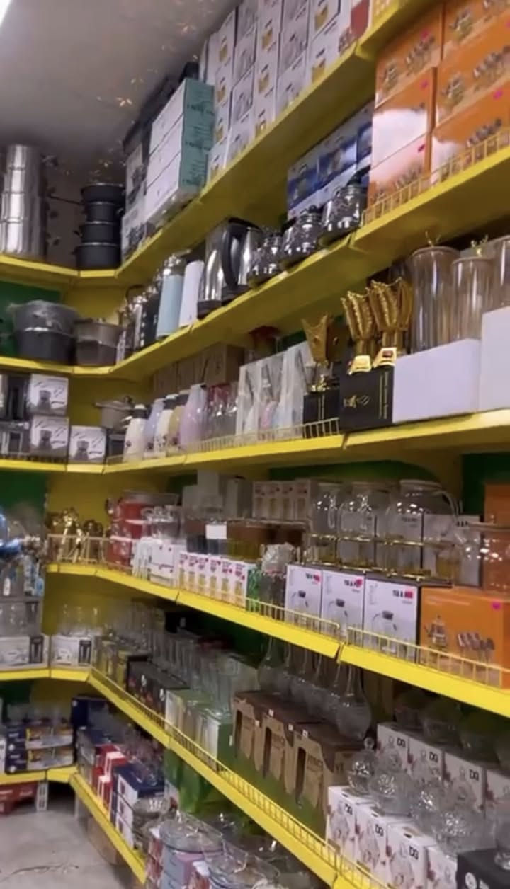 السلام عليكم بضاعة محل منزليةكامل  محل كامل للبيع البضاعة البيع اقل من سعر الجملة مكان بغداد للاستفسار الاتصال على الارقام ***********

***********
