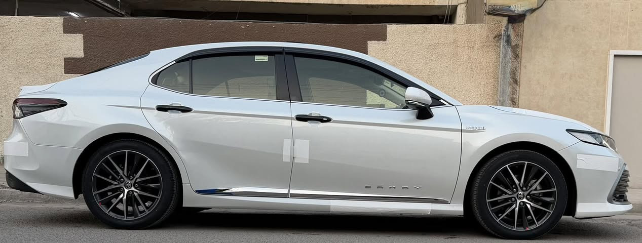 تويوتا كامري (هايبرد 2023) خليجي كفالة عامة

محرك 2500 – ماشيه 32 ألف فقط
وكالة عبد اللطيف مجيد
مكفولة كفالة عامة من الصبغ من الضربه
رقم بغداد انكليزي بسمي هزه جديده

المواصفات:

فول مواصفات 1/1

فتحة سقف

كشن كهرباء

برده خلفيه 

تشغيل بصمة + بصمة أبواب

تحكمات ستيرن

تبريد ثلج (معروف بالخليجي)

شاشة وسطية كبيرة

تبريد ثنائي (Dual A/C)

أنماط قيادة (Eco – Normal – Sport)

كشنات بلون بيجي

فتحات تبريد خلفية

حساسات أمامية وخلفية

كاميرا خلفية

أنظمة أمان ABS ومانع انزلاق

إضاءة LED أمامية

مرايات كهربائية مع إشارات

مكاني بغداد ***********
