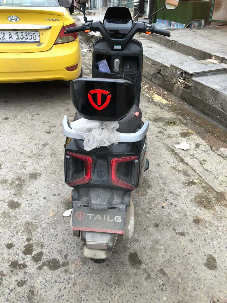 ماطور تايلنج او تسلا العالمية 
بطارياتها شرط الفحص 
 وصارلها ٤ اشهر عندي 
بيها نضام بك 
تثبيت سرعة 
تشغيل عن بعد 
لايت زينون  
وسطاب دسكات 
مابيها اي عطل ونضيفة بيها شخط مايبين 
سعرها ٧٥٠ وبيها مجال بسيط


**إذا كنت صاحب هذا الإعلان وتريد حذفه لأي سبب، رجاءا أرسل رسالة إلى الدعم الفني**