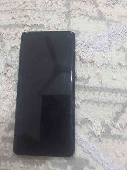 سامسونك اس١٠العادي ذاكرة ١٢٨ عشوائية ٨ الجهاز نظيف فقط بي فطور ناعمة بالشاشة متواجد خاص او رقمي
*********** بي واتس اب السعر ٨٠ بي مجال
