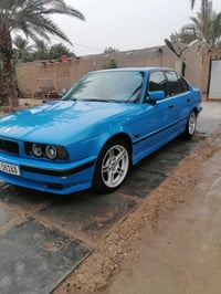 بي ام دبليو ٥٢٠ • موديل ٩٢ • قير اوتو