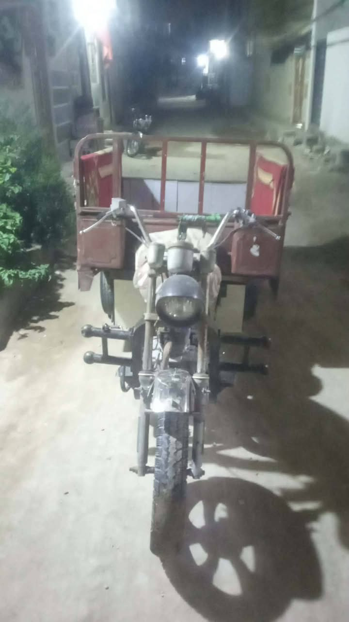 السلام عليكم ستوته نضيفه ام تيار 2010شاصي مكفول بدي نضيف اوراق المكان كربلاء بشارع ابو طالب السعر 700بيها مجال بسيط ***********خاص هم موجود
