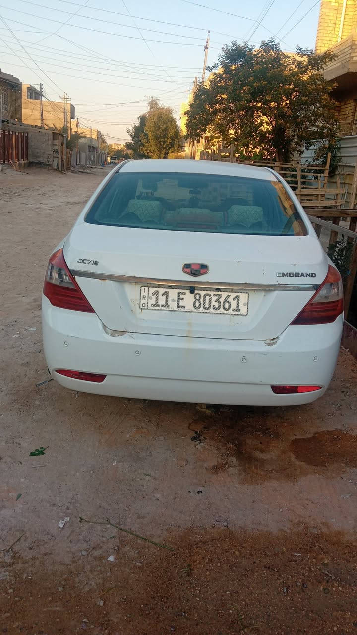 سلام عليكم سياره جيلي ام كراند 2013 بسمي تخم تاير سبير مانازل مكينه وكير خير من الله تبريد ثلج دوشمه جلد سياره جاهزه من كلشي مال جناي رقم نكليزي مكان بغداد سعر 67 بيه مجال زعغرانيه اتصال*********** بي واتساب
