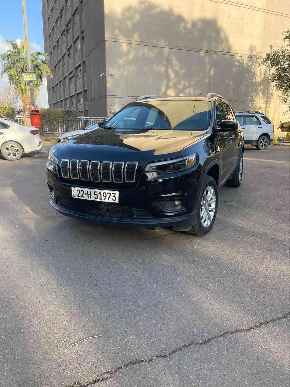 يا الله السلام عليكم

جيب شيروكي بزون  للبيع 

رقم اربيل الدولي الجديد
 
المواصفات :

موديل 2019

بصمة دخول و بصمة تشغيل 

محرك سته سلندر (v6.3200cc)

فور ويل ٦ وضعيات 

نظام زحف و نظام نزول منحدرات 

هاندبريك بصمه 

مانع تصادم امامي 

مانع تصادم خلفي 

رادار مع تحديد مسار مع نقاط عمياء

حساس خلفي

كامره خلفيه دواره 

ماسحات اوتو

لايت امامي اوتو 
مقاعدمخمل اسود  تدفئه و تبريد مقاعد

مقاعد السائق و الراكب تحكم كهرباء

شاشه كبيره مع خاصيه اندرويد اوتو 

مرايا جانبيه كهربائية مع اشارات بالمري

تشغيل عن بعد

اوتو ستارت ستوب

القماره حديد

ويل كب كبير 

السياره حادثها تبديل بنيد فقط

الاجزاء الداخليه كلها سليمه

كل انظمه السياره على وضع الشركه

المحرك و الكير على وضع الشركة  

السعر :- 139 

للاستفسار :- مكان السياره بغداد الصليخ *********** بغداد, العراق
