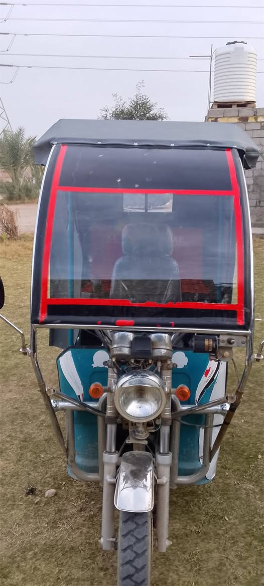 تكتك للبيع اوراق بسمي  المكان بابل أبو غرق اتصل وبيك خير وتدلل ***********
