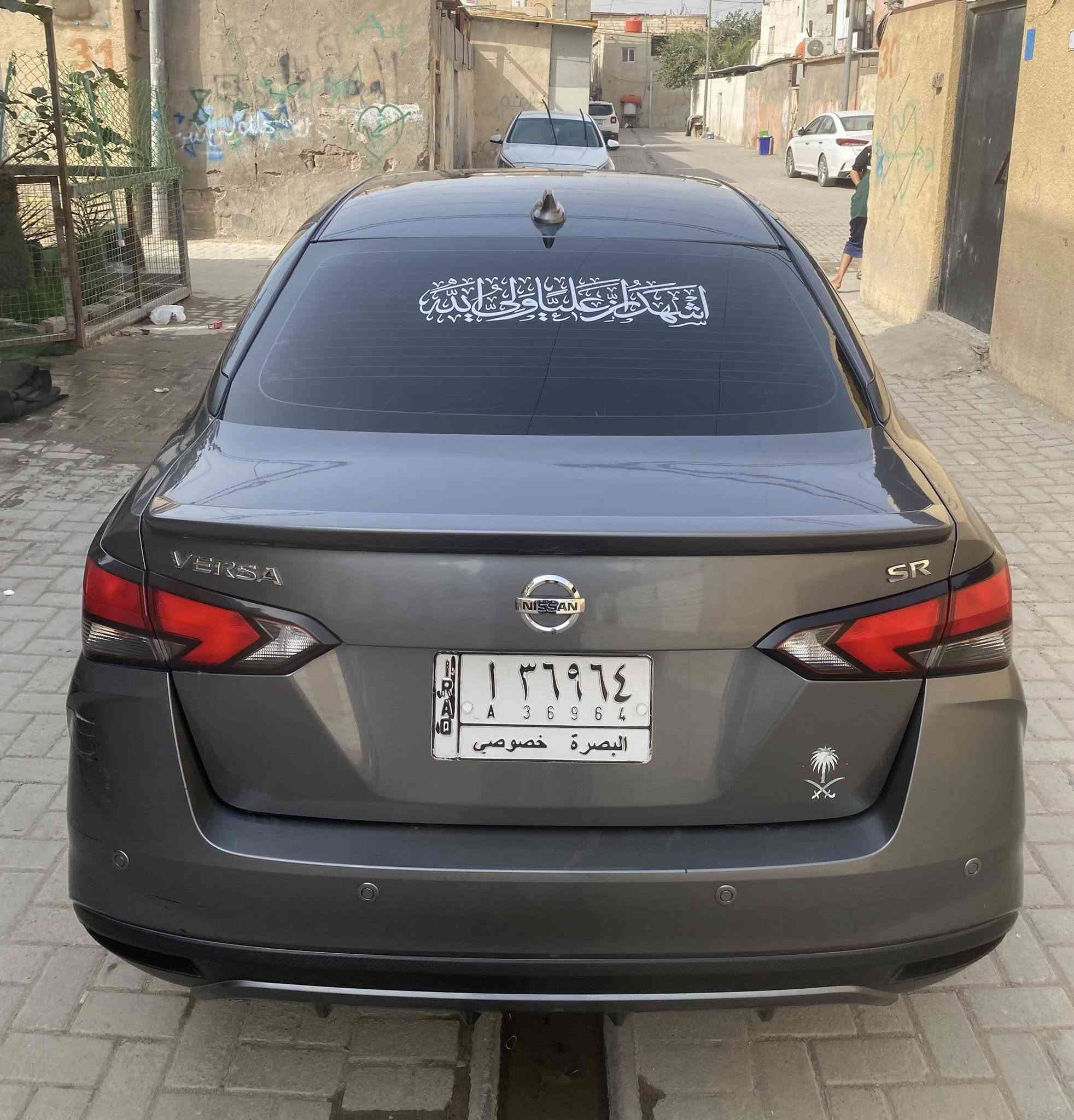 السلام عليكم نيسان فيرسه مديل 21 وارد امريكي معوقين بعد سنتين اصير حره كفاله من الضربه بس بيه بل جاملق كد شبر مرجعينه عل بارد ولباقي شوف العين  السعر ١١٧ المكان البصره الاصمعي التواصل علهاذ الرقم ***********
