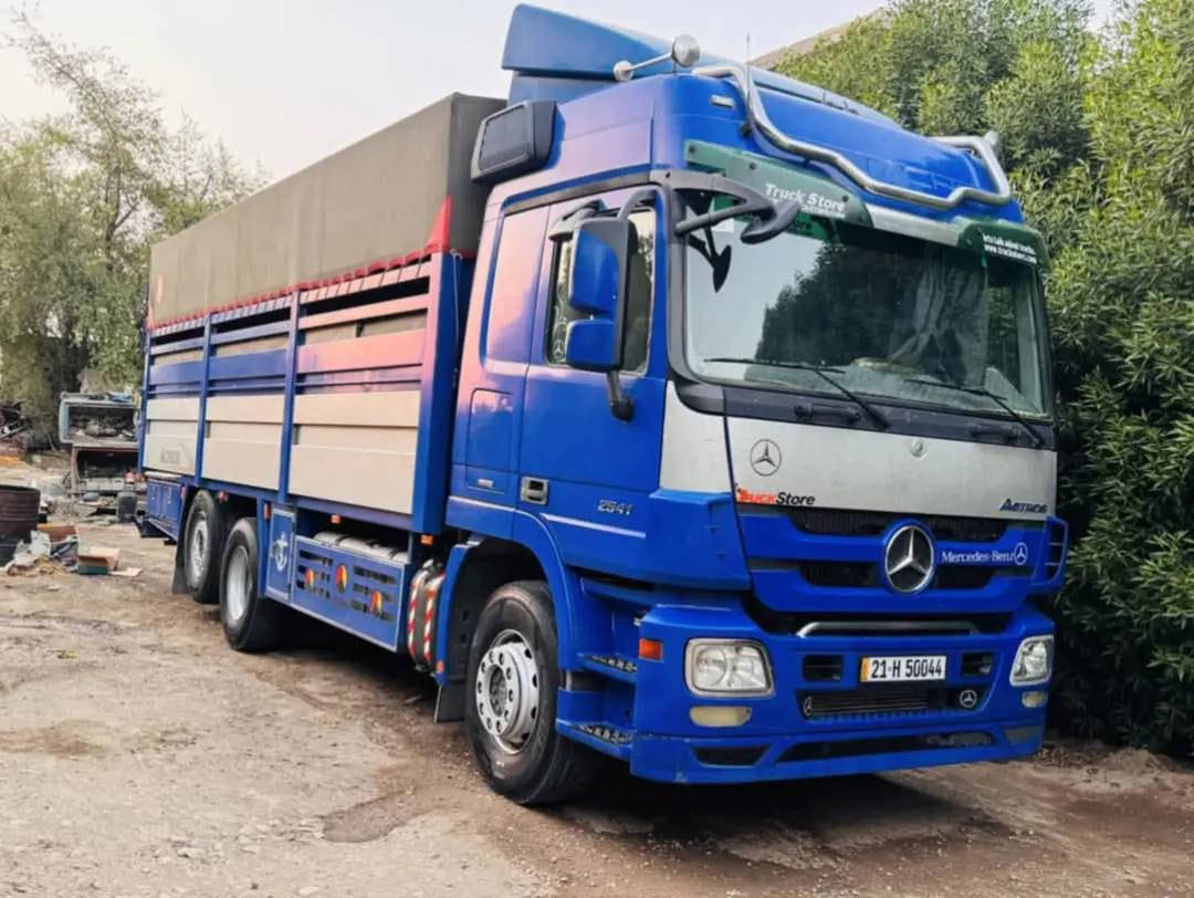 بدي للبيع
طول 7.35
عرض 2.57
ارتفاع 2.40
***********
