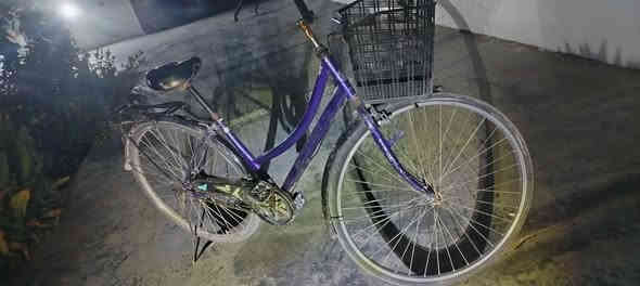 بايسكل حجم 27 للبيع مكاني الرمادي السعر 45,000 وبي مجال للاتصال الاتصال *********** بي واتساب بايسكل نظيف نوع ياباني
