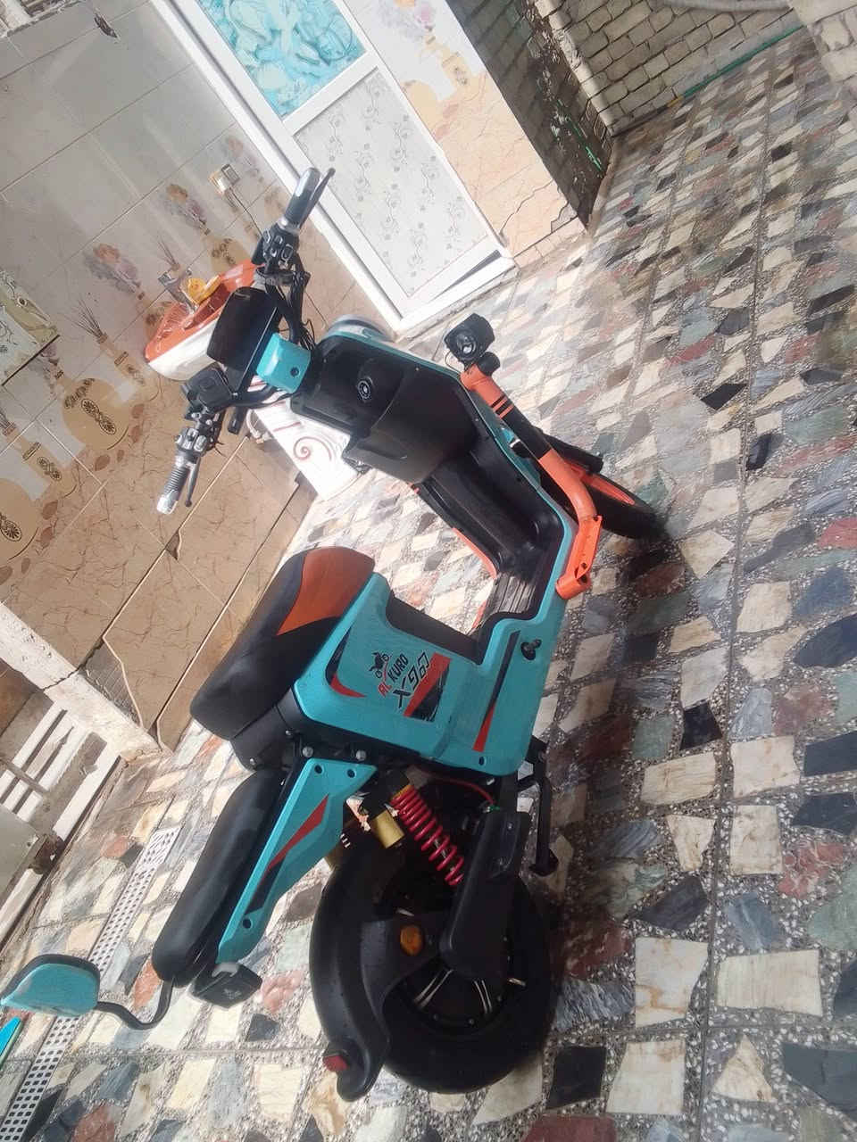 سلام عليكم بيع مستعجل دراجه شحن اكس 900 للبيع سعره 280 بيه مجال بطاريات نص عمر وجاملغ الكدام مكسور فقط مكان بغداد بلديات واتساب ***********
