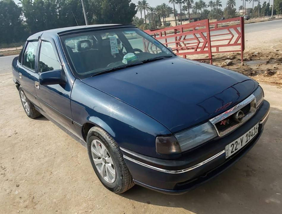 السلام عليكم ورحمة الله 
اوبل فيكترا موديل 94 
مكينه 2000 
مكفوله من الضربة 
مصبوغه جمالية 
تخم تأثير جديد ويل كب داينمو وباتري جديد 
كهربائيات كله شغال 
مشط ستيرن وحدادية جديدة سياره كامله من كل نقص 
رقم انكليزي بإسمي ، سنوية لل2030 
مكانها كربلاء 
السعر 48 وبيها مجال قليل حك الجيه 
ترتيها للعمره 
ماعرفت ارد ع التعليقات للاستفسار الاتصال 
***********
***********
