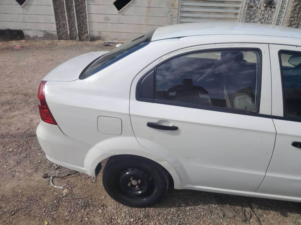 افيو 2009 خليجي مكينه 1600 كير اوتو مكينه كير حداديه تخم تاير كله جديد رقم بغداد الجديد مكفوله من التبديل والضربه جاهزه من كل النواحي السعر 66 مكان بابل العلويه شريفه 
***********
