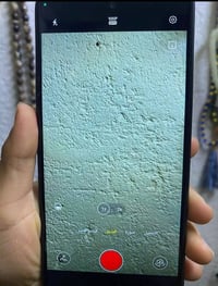 ذاكرة ٢٥٦ • كاميرا ٥٠ ميجابيكسل • شاصي يحتاج تعديل