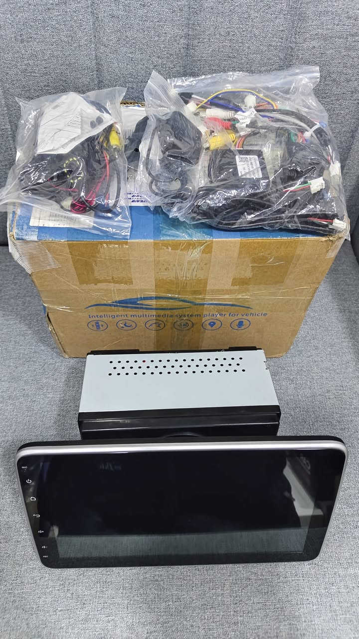 السلام عليكم شاشة مال سيارة بهيج شكل قياس 10.1 اينج  جديد مال بالة امزون اصلي نظام اندرويد الرام 4 وذاكيرة 64 مواصفات كاربلي اوتو واي فاي بلوتوث جي بي اس فول مواصفات كامل ملحقات كاميرا خلفية وياه شاشة دوارة 360 درجة اوفوقي و عمودي،من خلف يكعد ع الداشبول قياس 7 اينج و شاشة قياس 10.1 اينج 

سعر 90 الف 

توصيل كل محافظات متوفر


**إذا كنت صاحب هذا الإعلان وتريد حذفه لأي سبب، رجاءا أرسل رسالة إلى الدعم الفني**