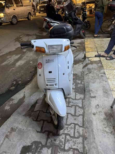 من رخصة الادمن المحترم
للبيع دراجة منيت نظيفة رمبة
الدراجة مكينة مكفولة نظافة 99 ‎%‎ 
مطلوب 650 الف مكاني 
بغداد الحرية الاولى
***********
غير متواجد على الفيس
