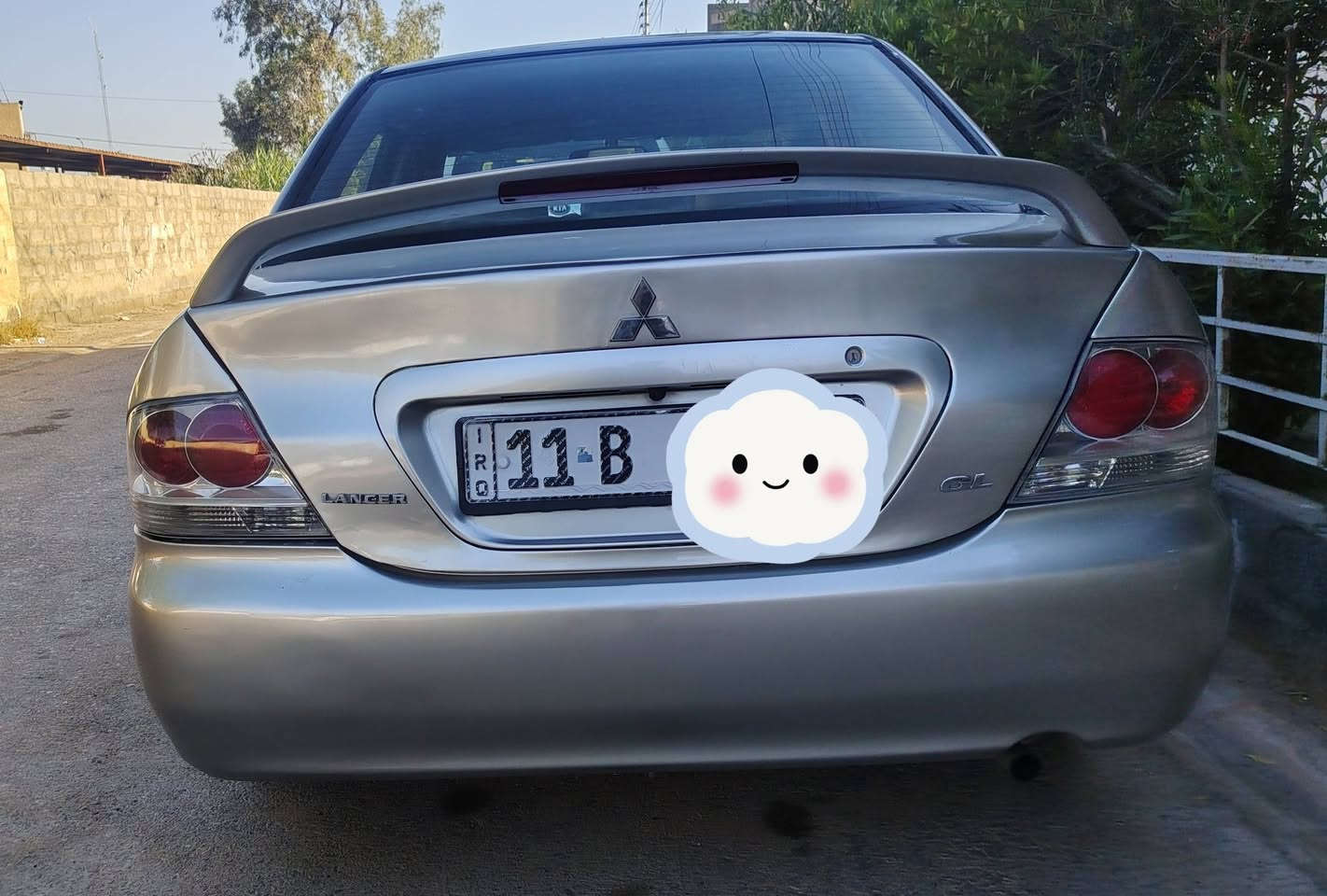 لانسر 2004  
ياباني أصلي
 محرك 2000   مكفول، 
كير مكفول، كهربائيات كاملة، تبريد ثلج، شاشة وكاميرا.  
مصبوغة حزام جمالية
سيارة شخصية معتني بيها من كل النواحي.  

 63 ورقة قفل  
 7 نيسان 
 ***********
⚠️ أصحاب الخمسينات جدا اعتذر 🙏
