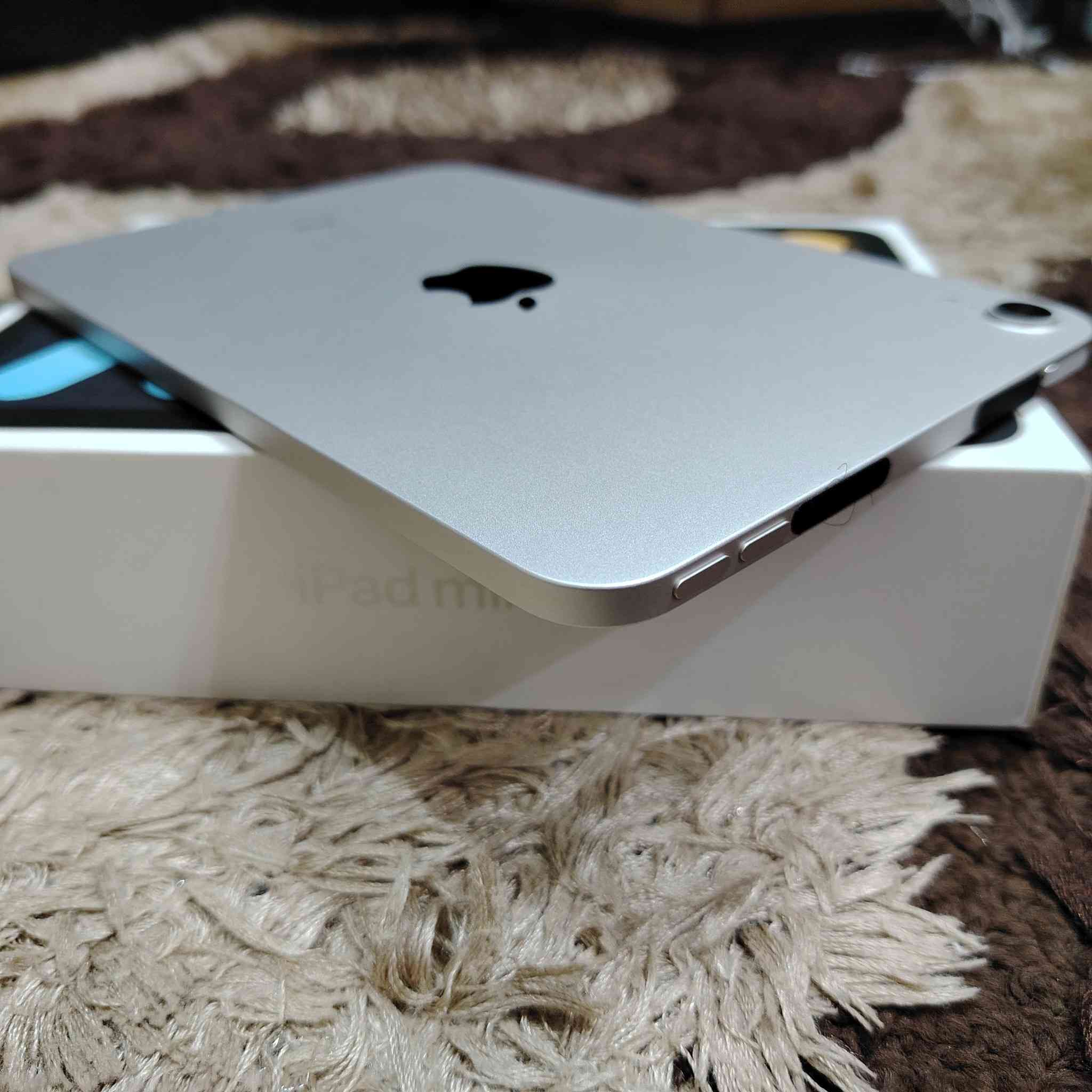 ايباد مني 6 مستعمل السعر 350 الف
نظافة 100%
بطارية 91%
ذاكرة 64 Gb
اللون ذهبي
ملحقات كامله من كارتونه مالته وكيبله وشاحنته الاصليات
الايباد نظيف كلش شخط واحد ما بي ومكفول من اي عطل او صيانه والسعر بي مجال للشراي
مكاني كربلاء حي السلام
للإستفسار الاتصال على الرقم ***********
***********
الاثير بي واتساب و خاص أيضا متواجد
