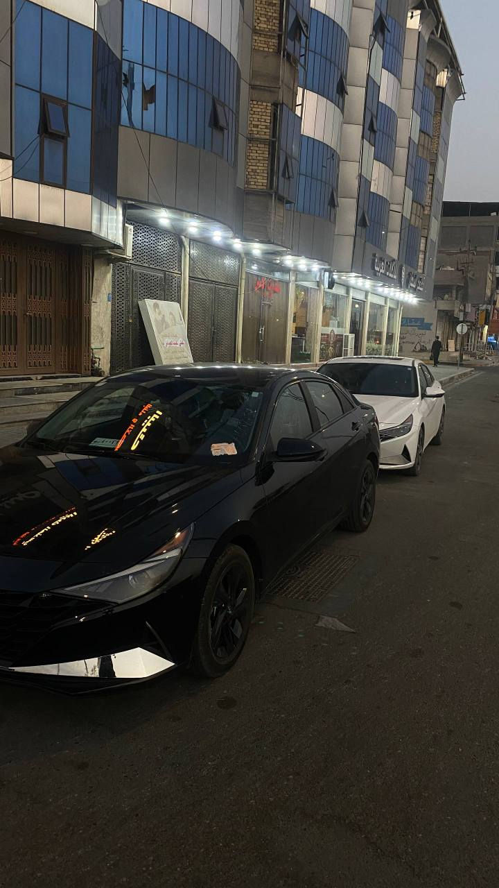 السلام عليكم 
النترا ٢٠٢٣ بصرة حرة 
فول عدا الفتحة 
مكينة ٢٠٠٠ دوش
مواصفات sel 
كفالة عدا البنيد بارد بسيط بدون دواخل ولا ايرباك 
ماشية ٣٧ كيلو وليس ميل 
البصرة مناوي لجم 
جاهزة كير مكينة حدادة تبريد
 نقص زوج تايرات خلفي 
السعر ١٣٨ قفل من الاخير مستعجل على البيع
***********
0️⃣7️⃣7️⃣ 7️⃣3️⃣7️⃣2️⃣ 0️⃣3️⃣4️⃣4️⃣ البصرة, العراق
