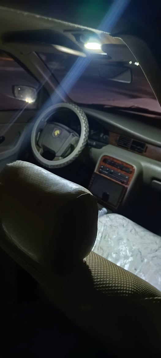 سلام عليكم سمند للبيع تعمير جديد تحديث دعاميه لكزز تخم تاير ويل جديد دوشمه بطاين جدد سنويه لل28 تحويل ثاني يوم مكينه نضيفه خيط تبخير قليل السمند كله ايبخر قليل بدون تنقيص عوزهه السياره بس صدر متوازي ع البيع سعر 27 مكان واسط ***********  الموشراي لا يتعبني متوازي ع البيع
