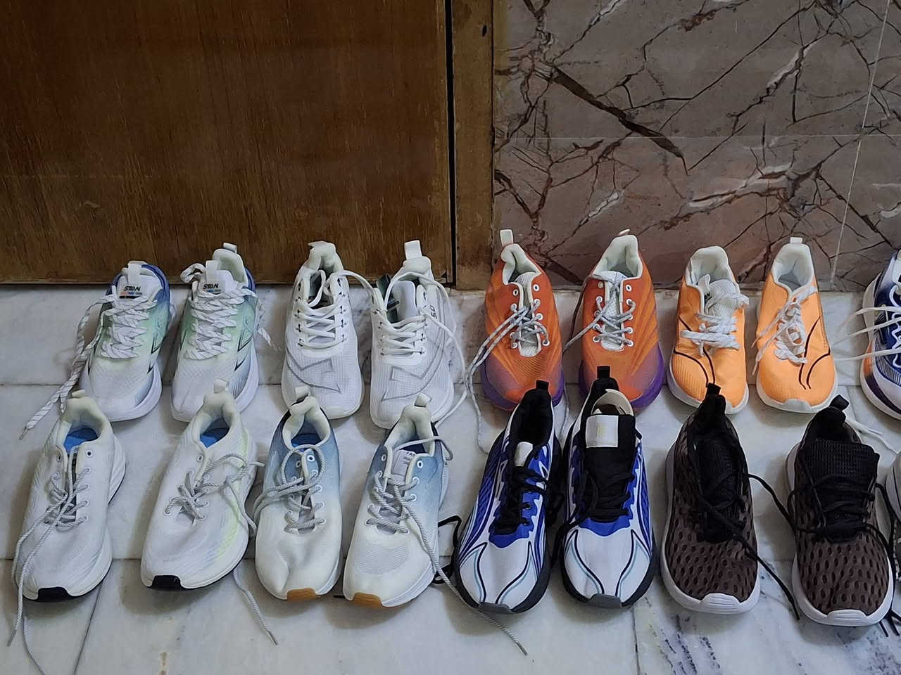 شلعة احذية سوبر كريمة ٢٠ زوج قياسات خشنة سعر ١٥٠ وبيهن مجال يوجد توصيل كافة محافضات العراق


**إذا كنت صاحب هذا الإعلان وتريد حذفه لأي سبب، رجاءا أرسل رسالة إلى الدعم الفني**