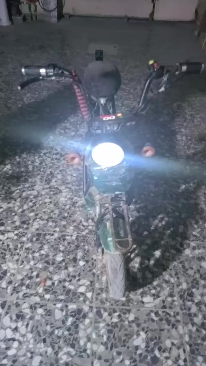 دراجه للبيع شحن يطاريات جدد العبيدي راسه
***********
