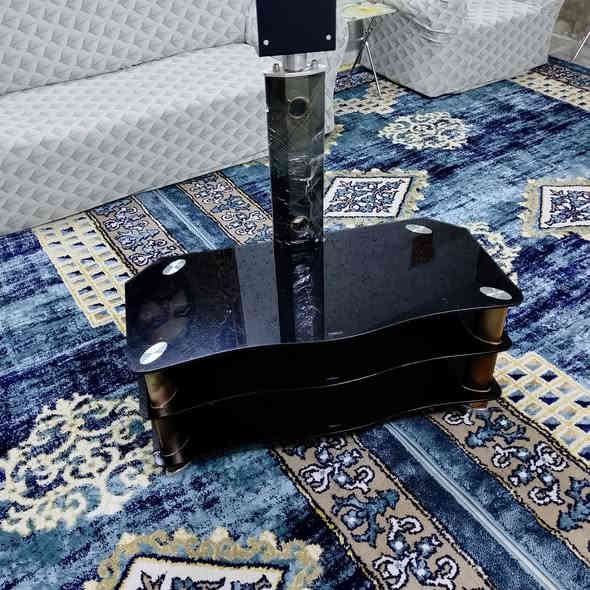 السلام عليكم 
ميز بلازمه عدد 2 
مستعملات نضافه جيده 
سعر الواحد35الف 
العنوان حي اور مقابل سنتر حي اور 
للاستفسار الاتصال 
***********
