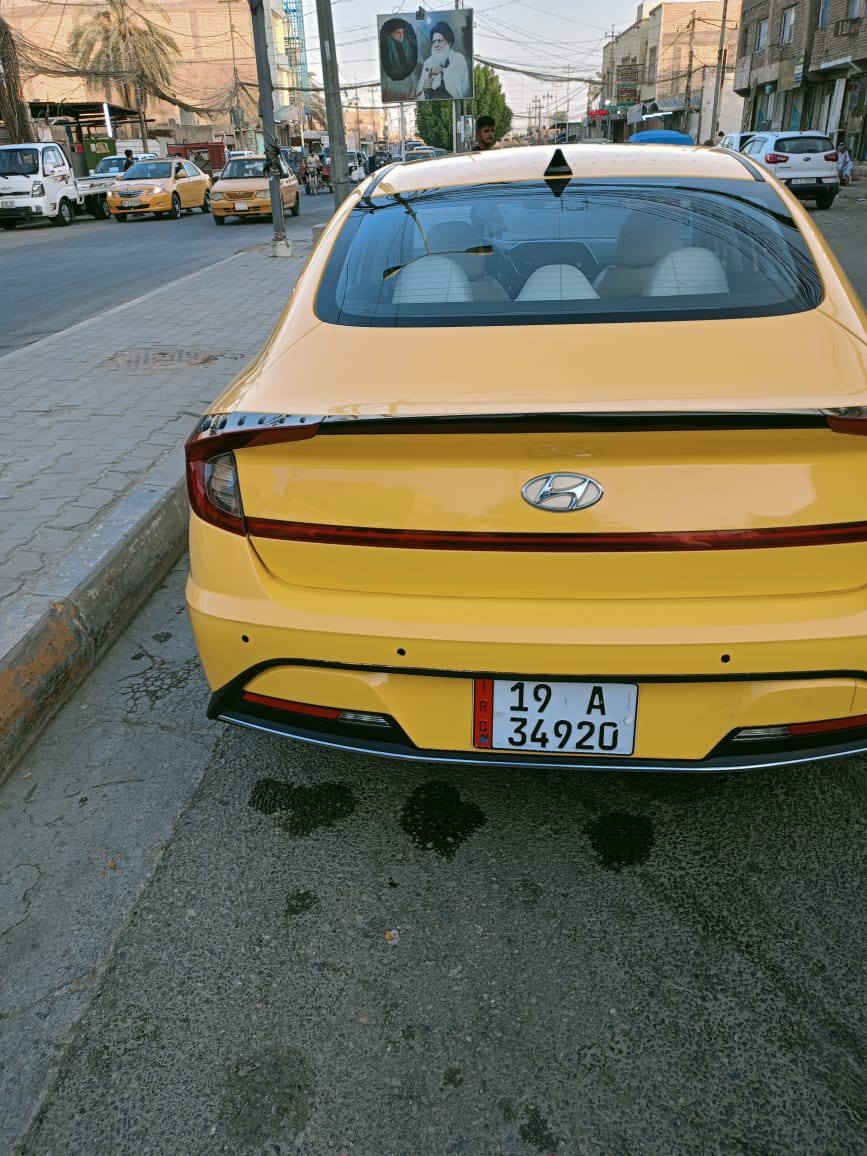 تكسي الخليج كفاله عامه هايبرد بانزين كهرباء محرك 2000 مكلف بنشرها سعرها 165 وبيها مجال للاستفسار *********** موديل 23
