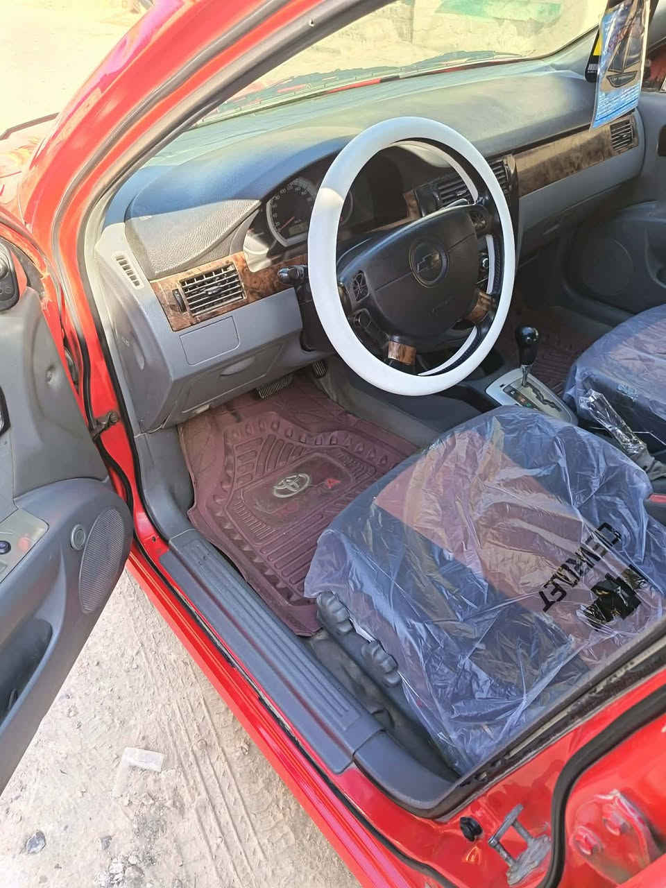 السلام عليكم اوبتراه للبيع موديل 2006رقم كربلاء سنويه جديد مكينه وكير اوتو وحداديه تبريد  كله تمام مكفولة من ظربه صبغ بيها قطعتين سعرها 60ورقه مكاني كربلاء رقم التليفون ***********
