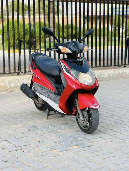 السلام عليكم سكنس فحل حديث وارد ياباني نوزل خطين جديده مال رمبه ماشيه 25 مكفوله كفاله عامه برغي ممفتوح بيه. كفرات اصليه ختم واحد شلعه معدل تشك الكاع اوراقه كامله مال جناي السعر 800 الهاتف ‭0770 422 6356‬ العنوان بغداد  اتصل وبيك وخير ودلل
