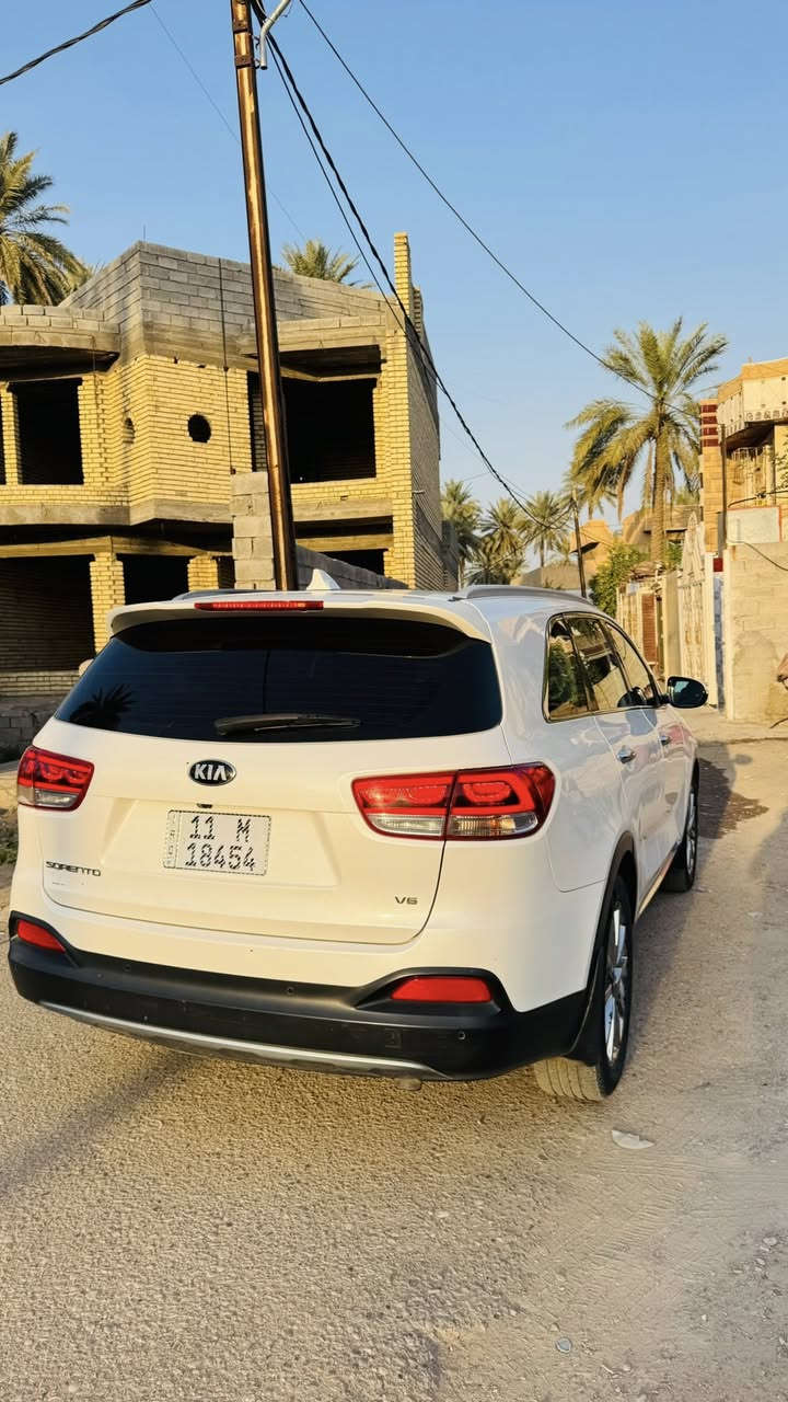 سورنتو 2016  مكفوله كفاله عامه رقم بغداد بسمي بيها فقط كرت اصبعين فول موصفات 1/1 كويتي فورويل بنروما كشن حار بارد وكهرباء سايد بريك دكمه سعر 209 بيها مجال ***********
