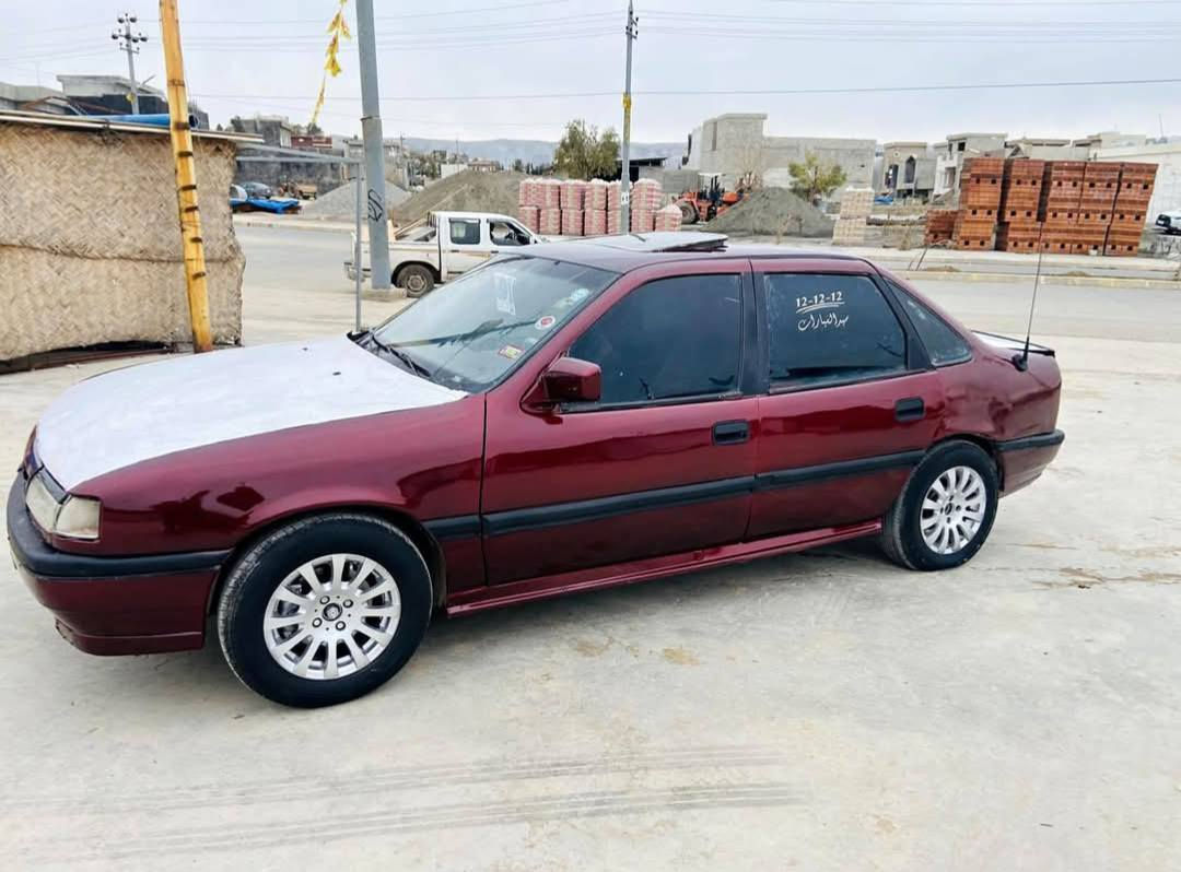 ئۆپڵ ڤیکترا مۆدێل 1990 سڵایت مەکینە 20 ئاڕم پلاستیکی سلێمانی گێڕ و مەکینە بەشەرت تەقە و ڕەقەی بە شەرت موس و براوەی بەشەرت پشتەوەی دەعمی هەیە پێشی کەپسە کارەبایی بە شەرت دو جام کارەبایە سعری 18 وەرەقە و مەجالێکی برایانە شوێن پیرەمەگروون ***********ڤایبەر السليمانية, العراق
