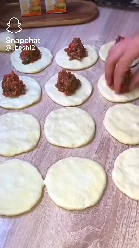 تجهيزات رمضانيه حسب الطلب والاستفسار والاتصال على الرقم واتساب فقط ***********
