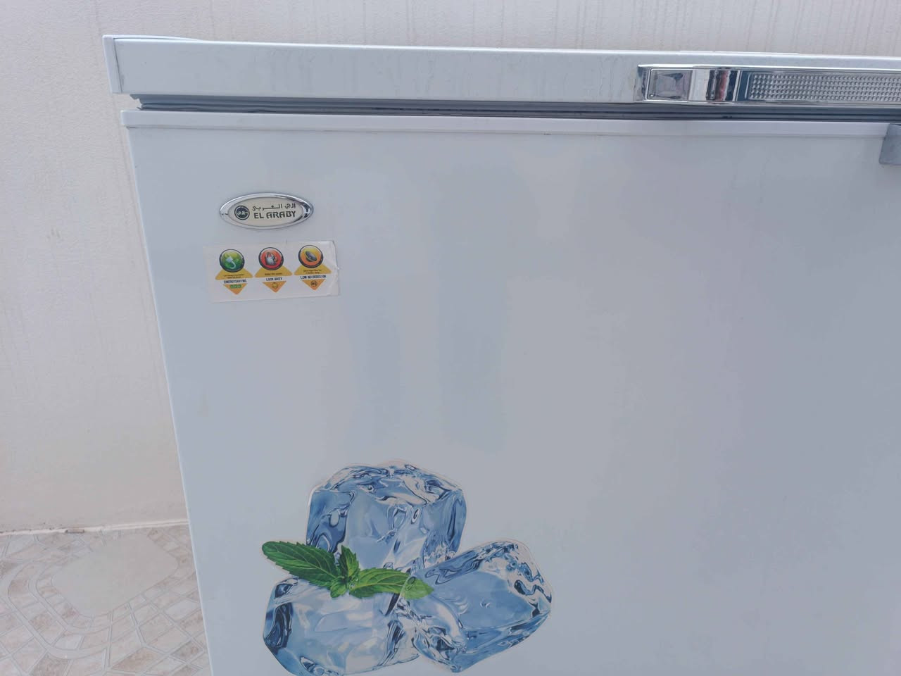 مجمده شغاله مستعمله شي قليل السعر170الف ومجال للاتصال *********** دهوك, العراق
