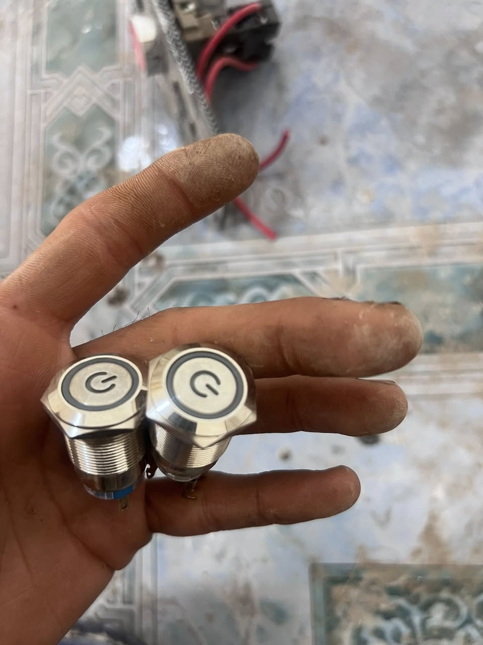 دكم تشغيل لد حجم كبير سعر القطعه 15 الف
توصيل 5 جميع المحافضات


**إذا كنت صاحب هذا الإعلان وتريد حذفه لأي سبب، رجاءا أرسل رسالة إلى الدعم الفني**