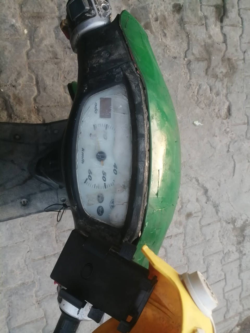 سعرها 100 وبيها مجال مكانه بغداد الشعله 
السلام عليكم دراجه كامله للبيع شغاله


**إذا كنت صاحب هذا الإعلان وتريد حذفه لأي سبب، رجاءا أرسل رسالة إلى الدعم الفني**