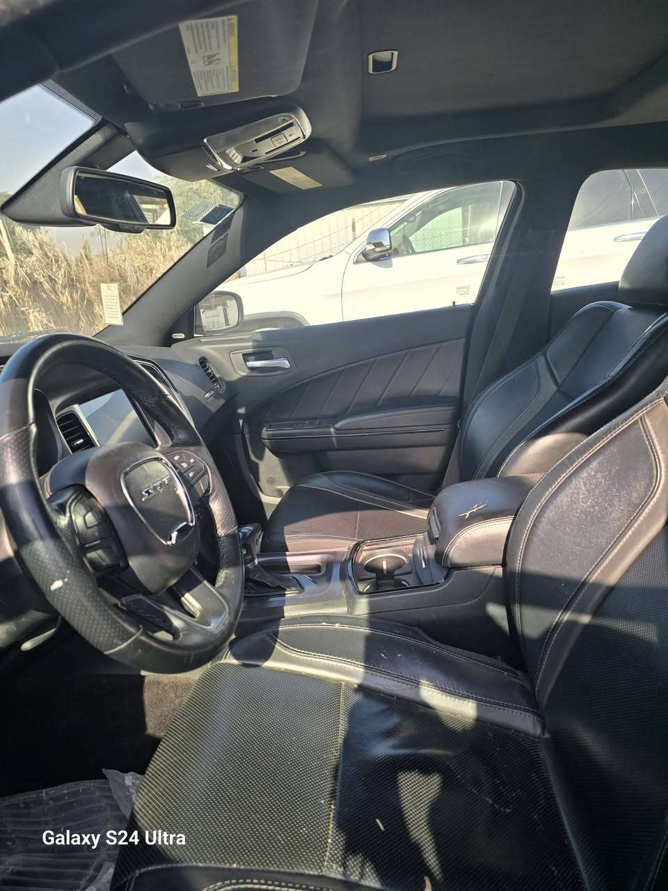 للبيع موديل 2017\\ رقم واسط جاهز الحادث بدنه ولبنيد لون بلادي اخظر فووول مواصفات السعر 225. دخول جديد كتاب ظباط/***********
