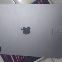 ايباد ١١ • ٢٥٦ • صدعه بشاشه