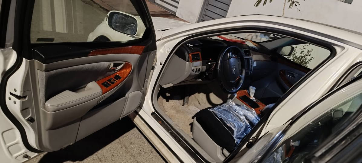 شاهینە موس 2007 سپۆرت
گێڕ گەورەی مەکینە بچوك
جلد و هیتەر نیــــــــە
3 دوگمە و کامیرە
سلایت
ئاوێنە ئیشارەت
ویل دنگەی ئستیل
بۆیاخ 4 پارچە 
یەك چرکەی تێدا نیە بۆ نوقستانی مەگەڕێ
شوێن کەلار 
ژ.م ***********
