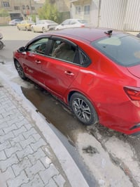 يالله سلام عليكم يالله كيا فورتي موديل 2023 لون احمر  رقم بغداد اباسمي...