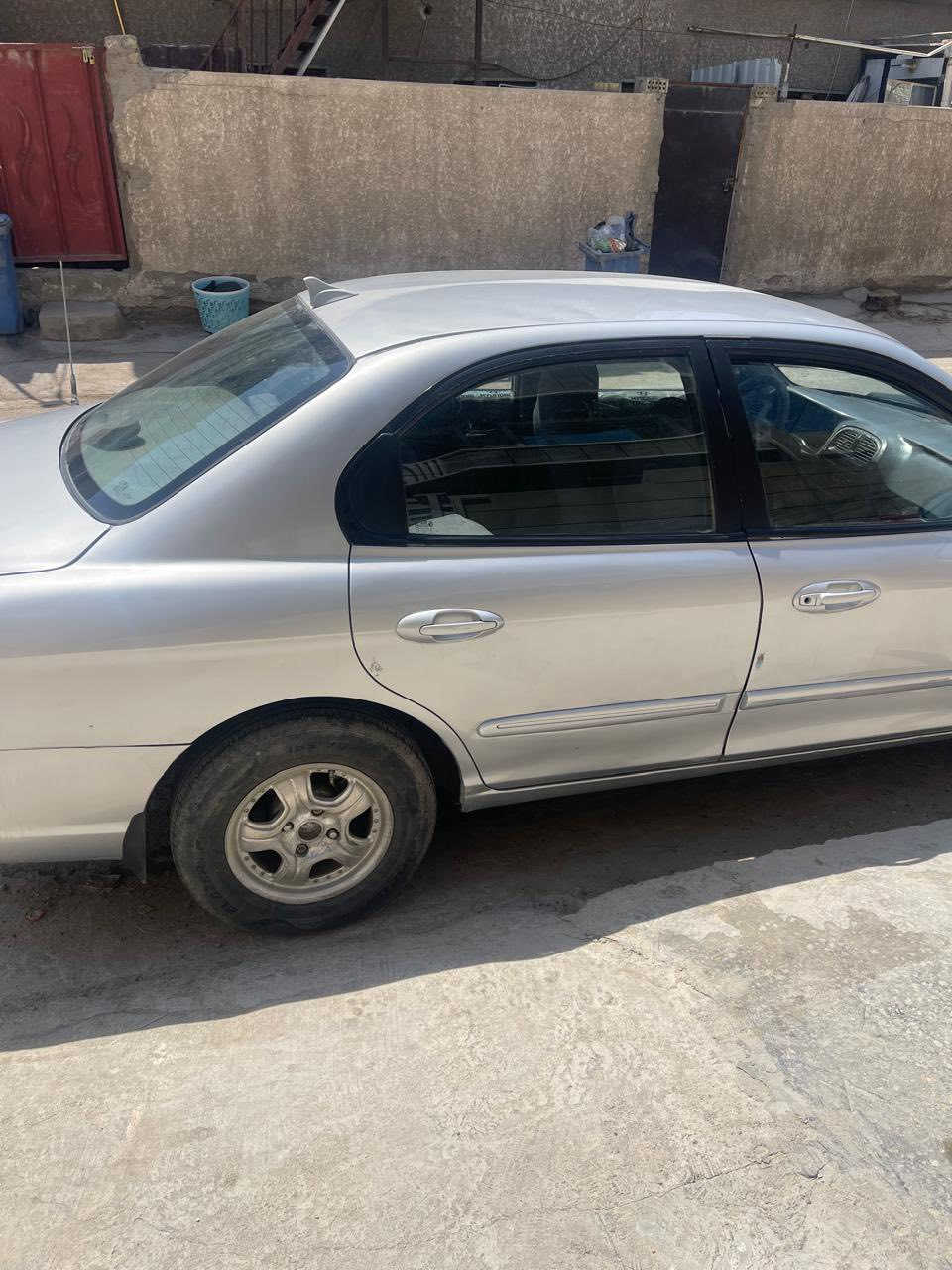 سياره سوناته 2001 للبيع باسمي *********** 
المكان بغداد الامين الثانيه
